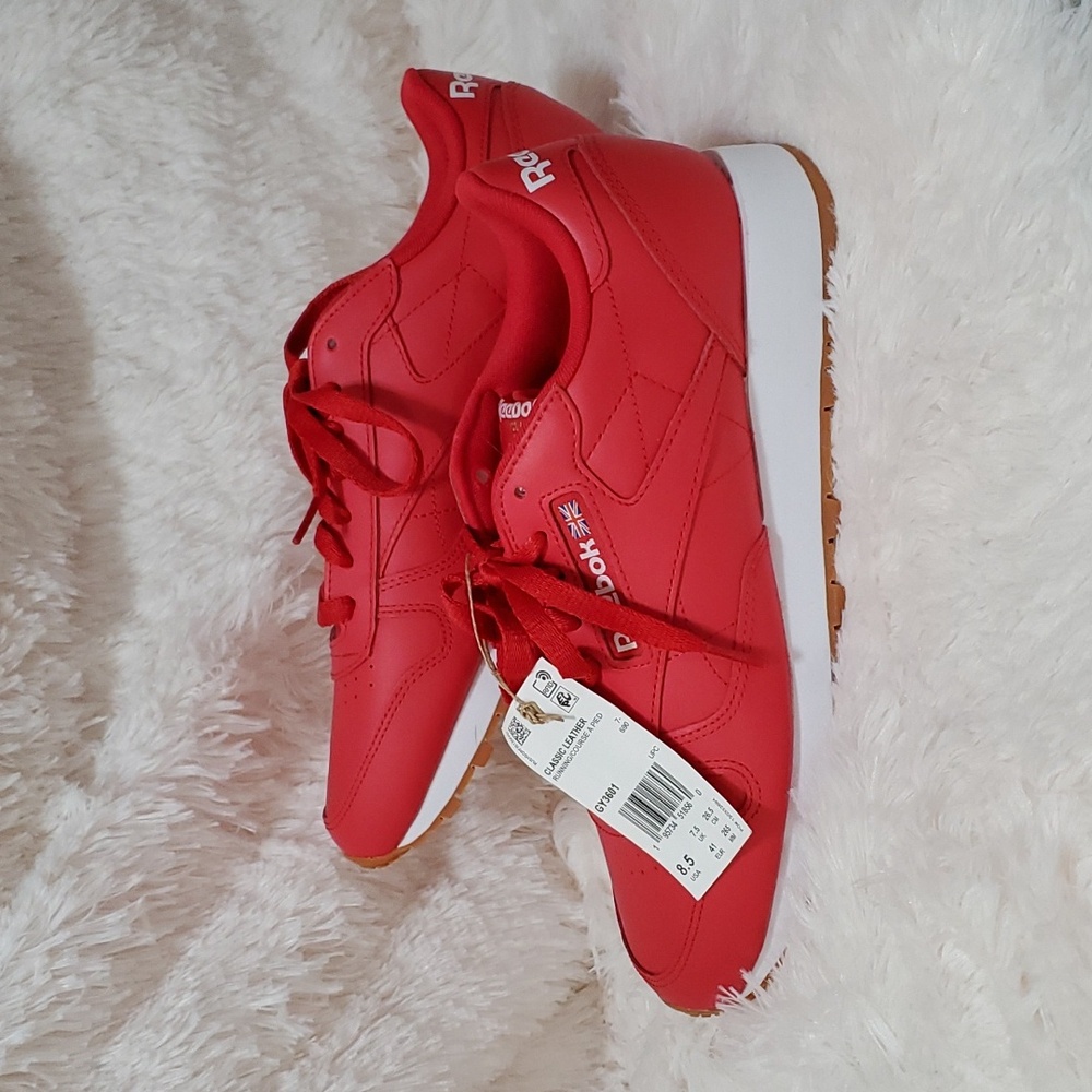 Reebok Red and White Athletic Sneakers with Streamlined Design